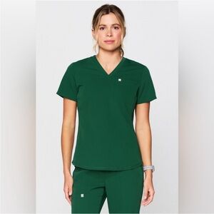 Fabletics Hunter Green Motion365 Short Sleeve Scrub Top (M)